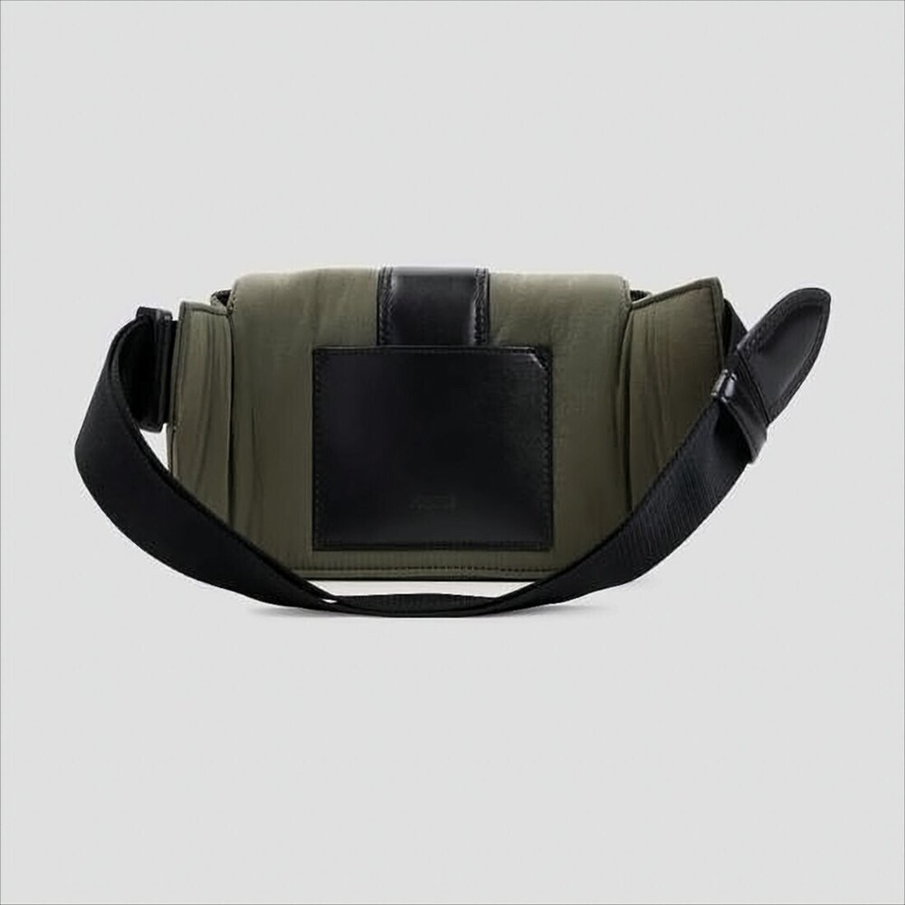 JACQUEMUS Structured Green Polyamide Belt Bag with Leather Accents - Picture 3 of 4